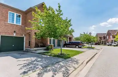 6399 Spinnaker Circle Unit# 12 Mississauga Ontario L5W 1Z4