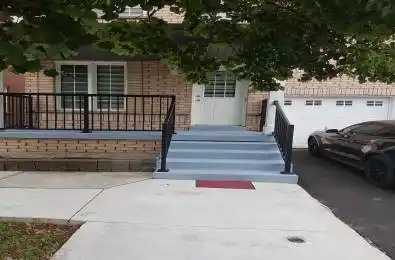 26 Roxton Crescent Brampton Ontario L7A 2E7