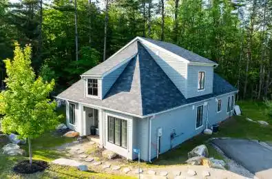 2054 Peninsula Road Unit# 15 Muskoka Lakes Ontario P0B 1G0