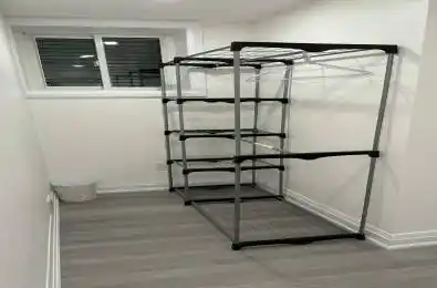 546 Karen Park Crescent Mississauga Ontario L5A 3C6