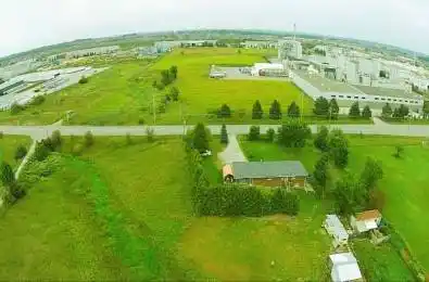 2878 10th Side Road Bradford West Gwillimbury Ontario L3Z 2L3