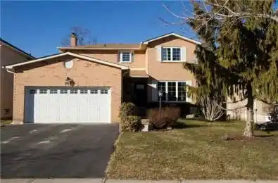 235 River Oaks Boulevard Oakville Ontario L6H 3V2