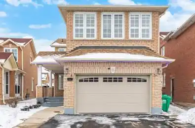6 Mannel Crescent Brampton Ontario L6Y 5E1