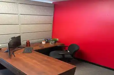 60 Gillingham Drive Unit# 400 Room - 5 Brampton Ontario L6X 0Z9