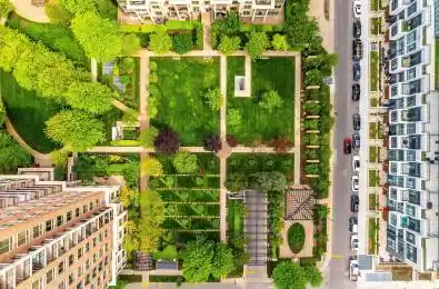 1101 Leslie Street Unit# 403 Toronto C13 Ontario M3C 4G3