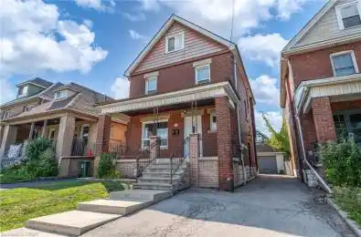 39 Connaught Avenue Hamilton Ontario L8L 6Y6