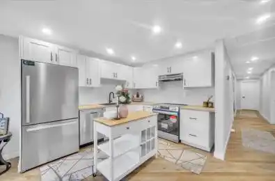 80 McAnulty Boulevard Hamilton Ontario L8H 3H1