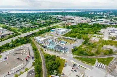 942 Brant Street Burlington Ontario L7R 2J7