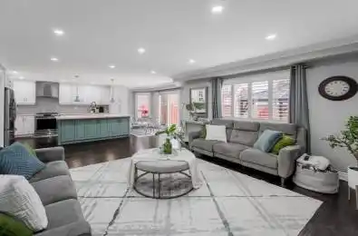 33 SOUTHBEND Drive Brampton Ontario L7A 1K5