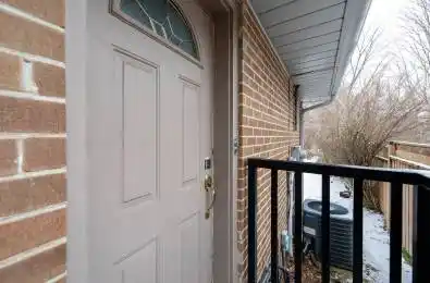 3 Minorca Place Unit# Lower 1 Toronto C13 Ontario M3A 2Z5