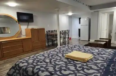 76 LEXINGTON Road Brampton Ontario L6P 2B1