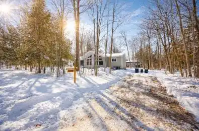 8 Manitou Crescent Tiny Ontario L9M 0C6