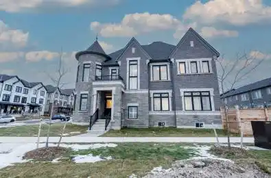 1011 Dyas Avenue Oshawa Ontario L1L 0V4