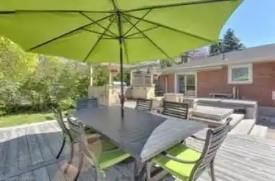 591 Parkside Drive Oakville Ontario L6K 1P6