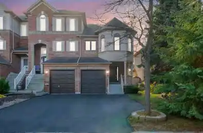 19 Bowler Street Aurora Ontario L4G 7J2