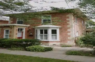 39 Centre Street Clarington Ontario L1C 2Y2