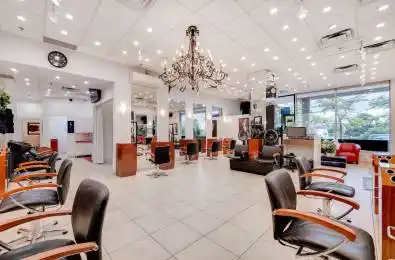 3292 Bayview Avenue Unit# 102 Toronto C14 Ontario M2M 4J5