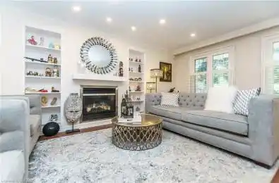 2487 Wyatt Street Oakville Ontario L6L 2M7