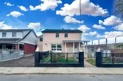 66 Mahoney Avenue Toronto W04 Ontario M6M 2H4