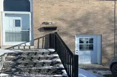 734 Pam Crescent Newmarket Ontario L3Y 5B6