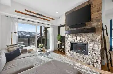 18 Beckwith Lane Unit# 305 Blue Mountains Ontario L9Y 3B6