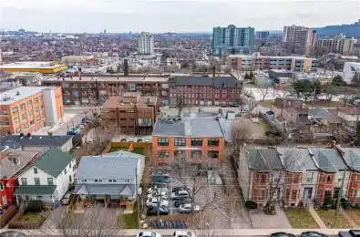 126 Catharine Street Hamilton Ontario L8R 1J4