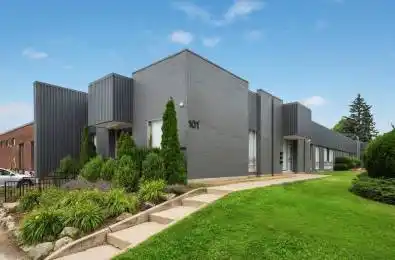 101 Brisbane Road Unit# 1-2 Toronto W05 Ontario M3J 2K5