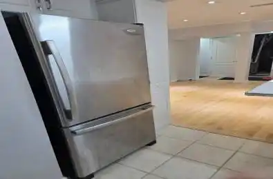 2 Lady Loretta Lane Vaughan Ontario L6A 4G3