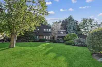 250 Gatestone Avenue Oakville Ontario L6J 5R9