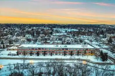 543 Timothy Street Unit# 106 Newmarket Ontario L3Y 1R1