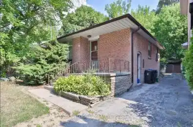 11 Collinson Boulevard Toronto C06 Ontario M3H 3B7