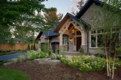 1551 Warland Road Oakville Ontario L6L 1N4