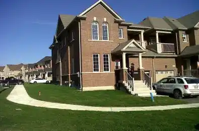 15 Kawana Road Brampton Ontario L6Y 0V9