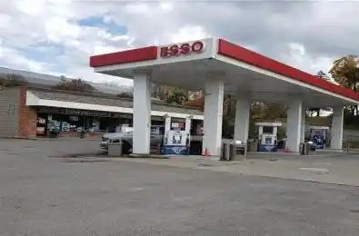 116 Parkhill Road Peterborough Ontario K9H 1R1