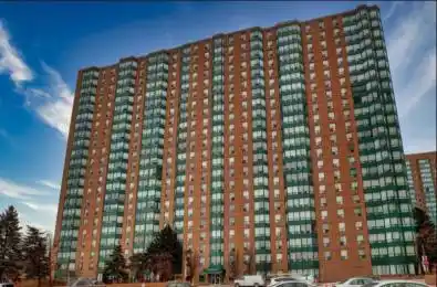 135 Hillcrest Avenue Unit# 910 Mississauga Ontario L5B 4B1