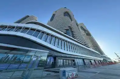 28 Interchange Way Unit# 3015 Vaughan Ontario L4K 0P8