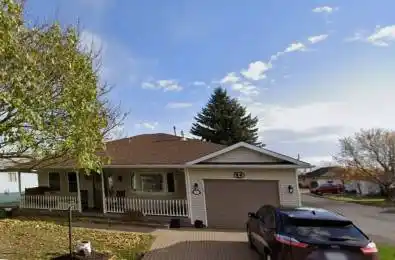 1 Quaker Court Prince Edward County Ontario K0K 3L0