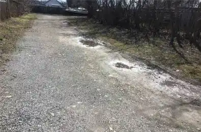 S/S BRIDGE Street Niagara Falls Ontario L2E 3V5