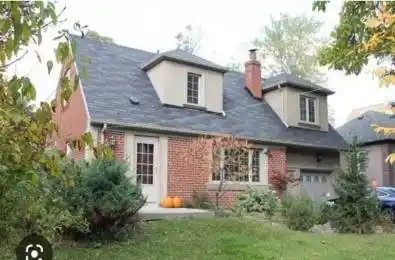 152 upper canada Drive Toronto C12 Ontario M2P 1S8