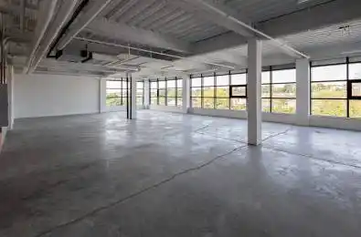 300 Geary Avenue Unit# 405 Toronto W02 Ontario M6H 2C5