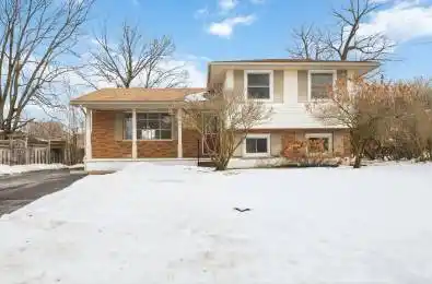 32 Rollscourt Gardens Unit# Upper London North Ontario N6G 1M1