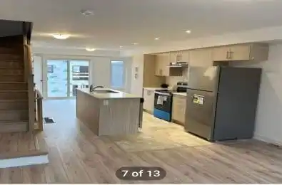 25 Pumpkin Corner Crescent Barrie Ontario L9J 0C2