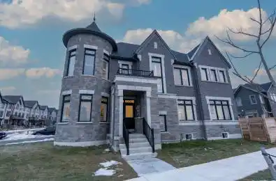 1011 Dyas Avenue Oshawa Ontario L1L 0V4