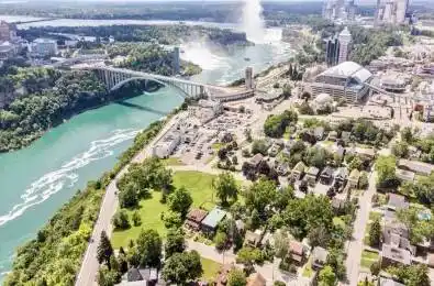 4437 John Street Niagara Falls Ontario L2E 1A4