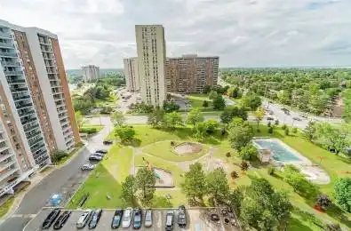 21 KNIGHTSBRIDGE Road Unit# 1508 Brampton Ontario L6T 3Y1