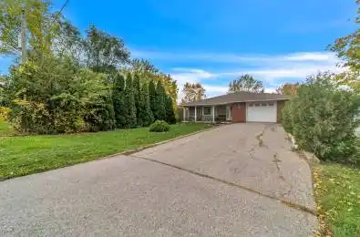 22 Hamilton Drive Newmarket Ontario L3Y 3E8