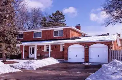 716 Cameron Court Mississauga Ontario L5C 3B9