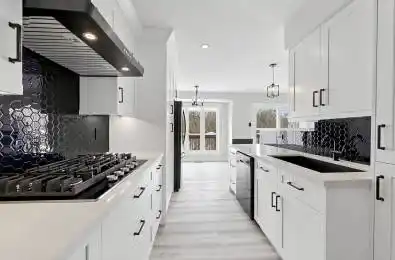 35 Anderson Place Aurora Ontario L4G 6G4