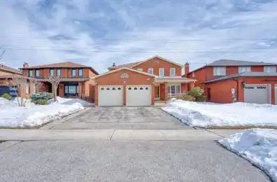 57 Cabaletta Crescent Vaughan Ontario L4L 6K9