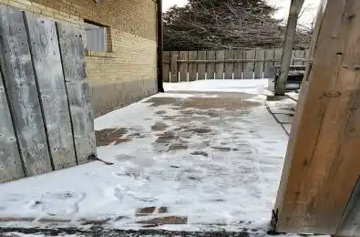 210 Jacey Ann Drive Richmond Hill Ontario L4C 4N5